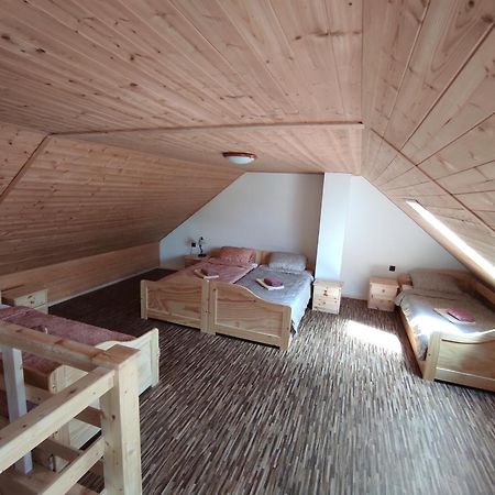 Apartmán Statek Tomandlov Driten Exteriér fotografie