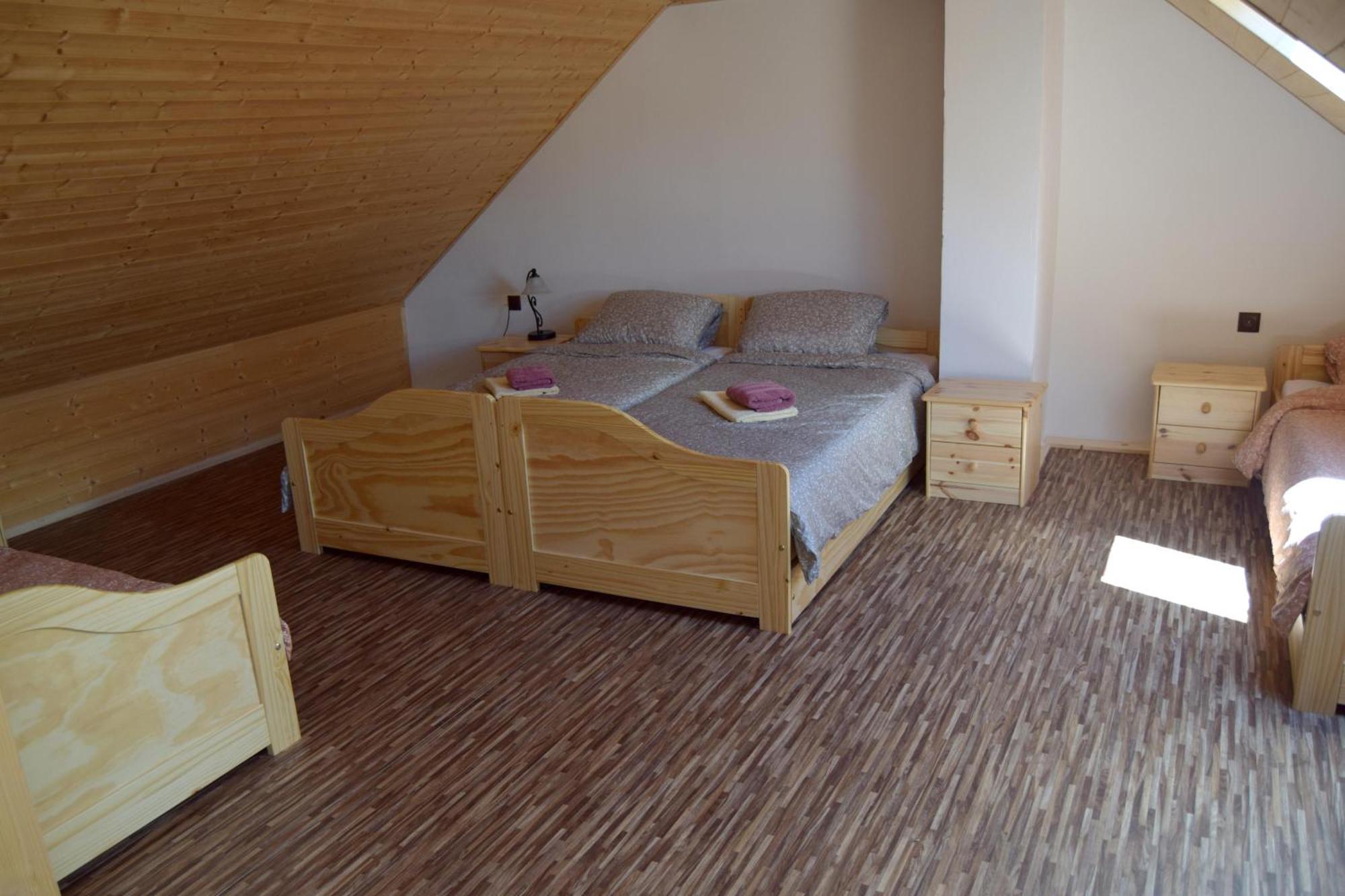 Apartmán Statek Tomandlov Driten Exteriér fotografie